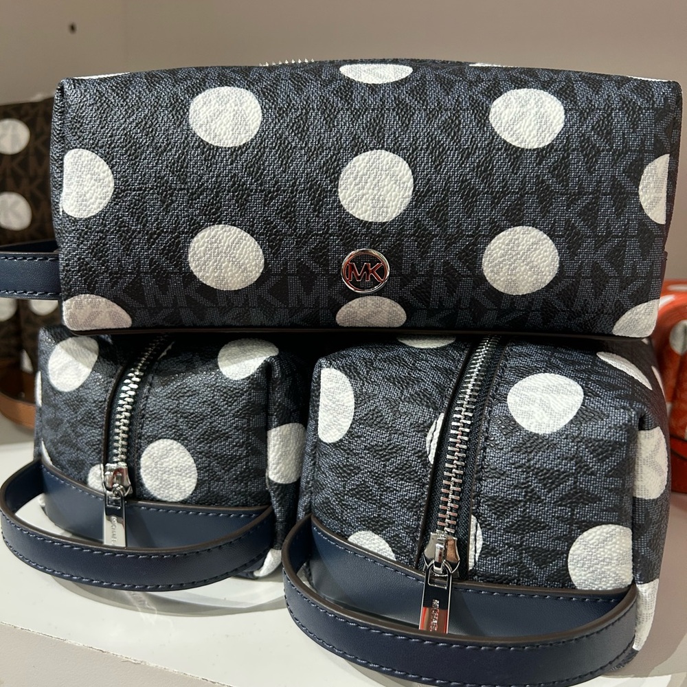 Michael Kors Jet Set Travel Medium Cosmetic Case Travel Pouch black dotted new